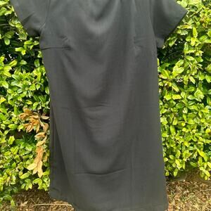 Black lulus dress with zipper